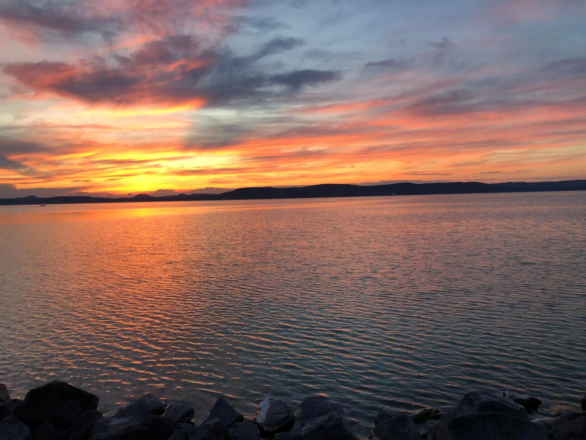 Luz Del Sol Balatonlelle Leilighet Eksteriør bilde